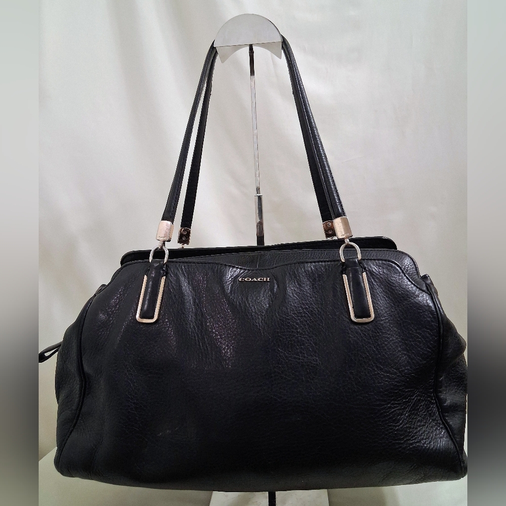 Coach Madison 25161 Black Leather Purse Shoulder Bag Dividers Zip and Snap
